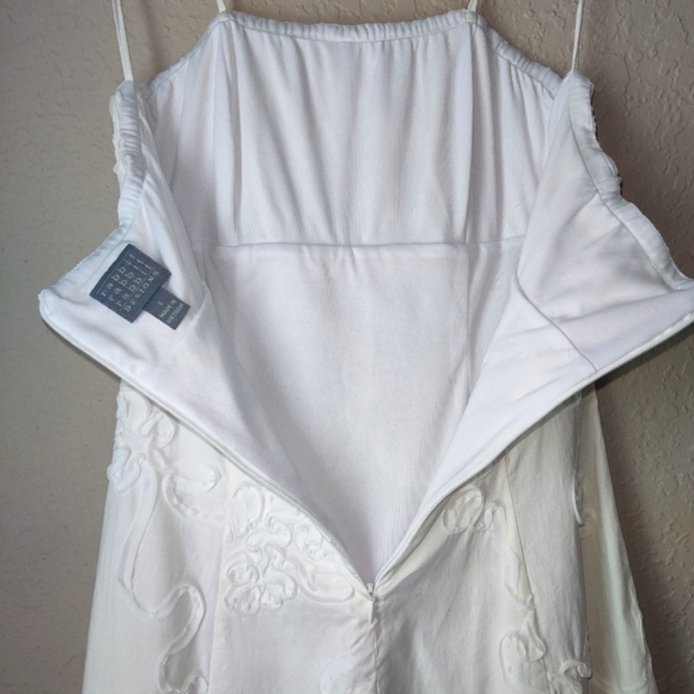 Rabbit Rabbit Rabbit Off White Strapless Dress with Floral Ribbons Size 6 - Picture 5 of 10